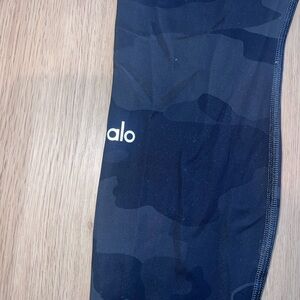 ALO Yoga Gray Camo Leggings